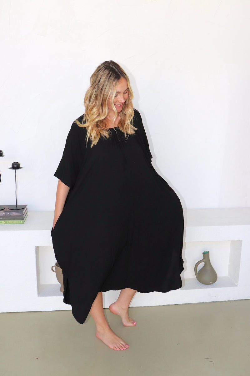 Lux Muu Muu in Black