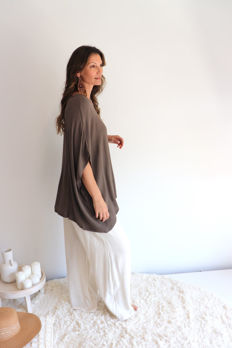 Relaxed Boho One Size Top in Coco