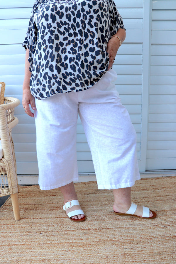 Elastic Cotton 3/4 Pant In White