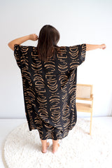Long Kaftan In Lunar Black