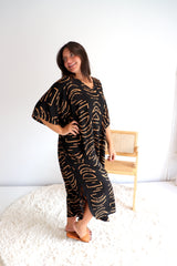 Long Kaftan In Lunar Black