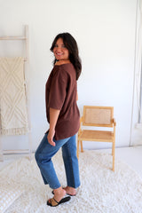 Manhattan Cotton Tee in Chocolate