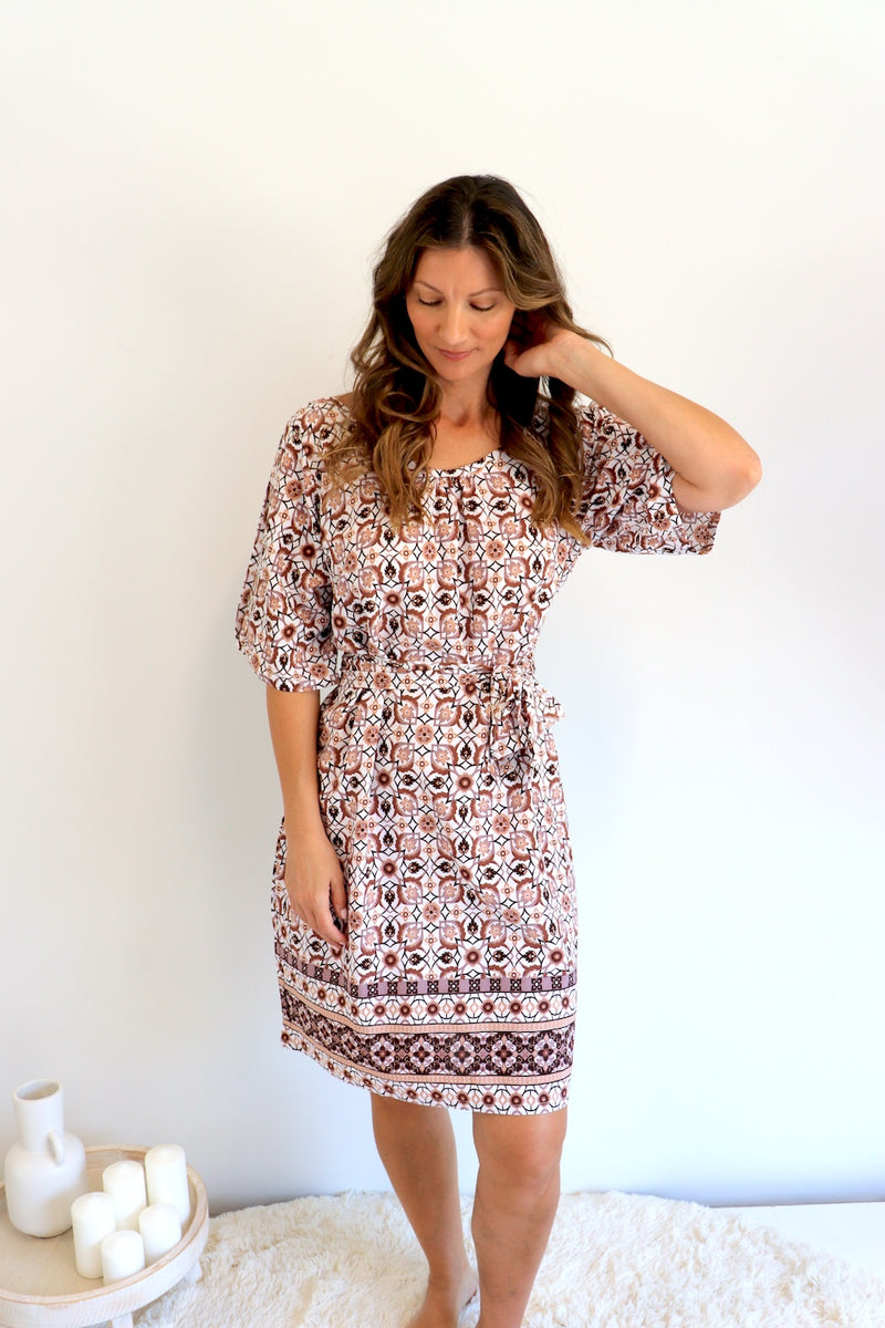 Getaway Short Sleeve Short Dress In Mosaic Earth