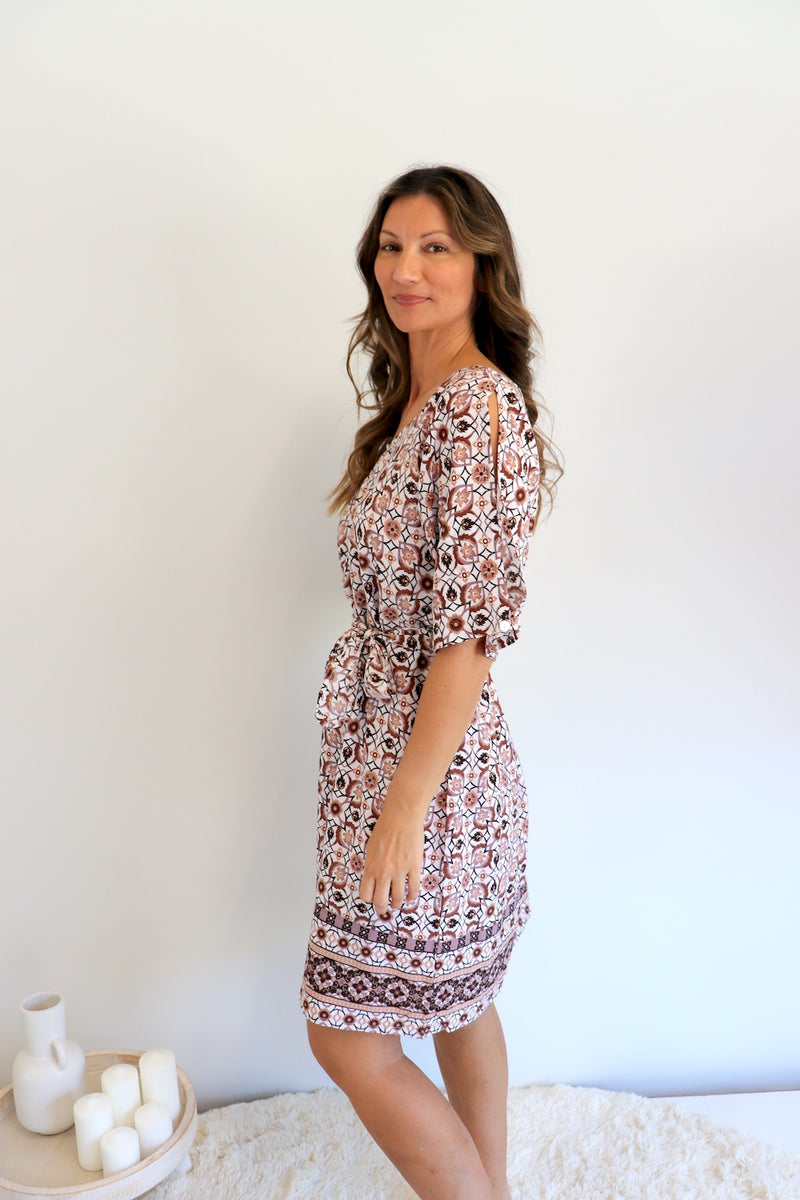 Getaway Short Sleeve Short Dress In Mosaic Earth