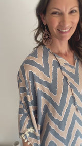 Short Pom Pom Kaftan in Taupe Zig Zag