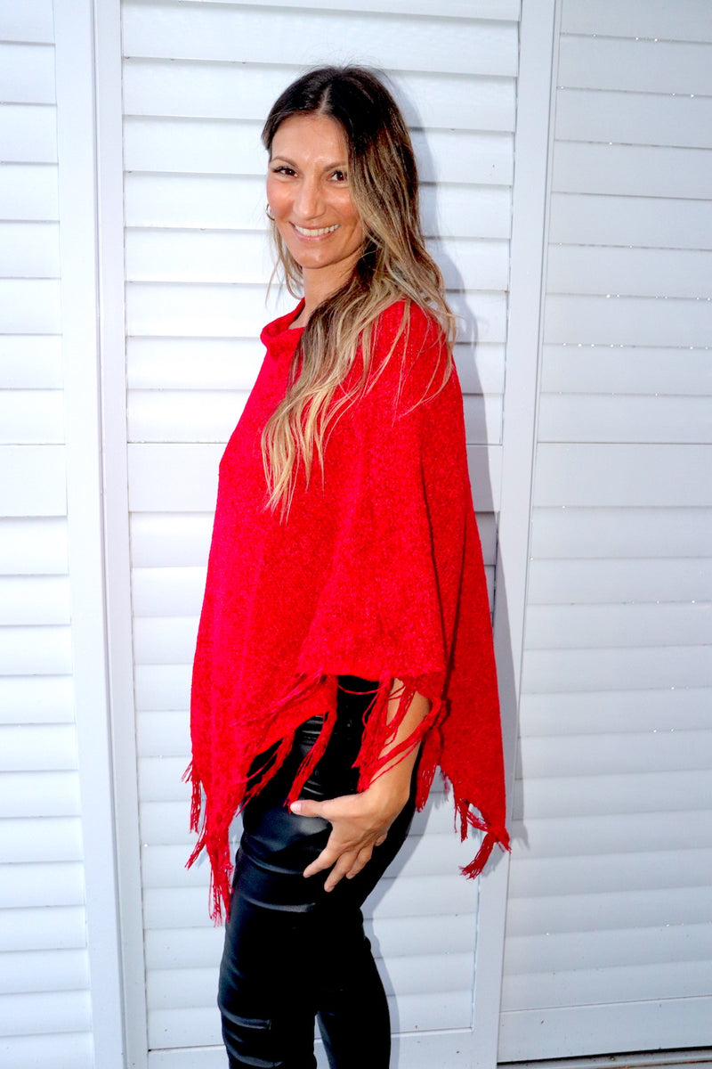 Heartland Poncho In Cherry Red