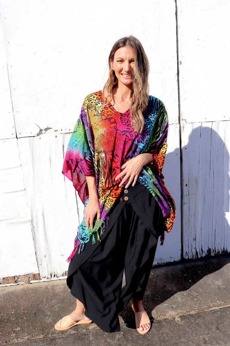 Short Kaftan With Tassels In Rainbow Animal