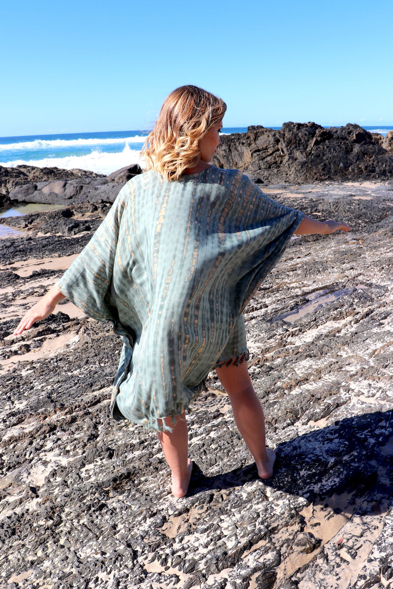 Short Kaftan With Tassels In Olive Raindrop