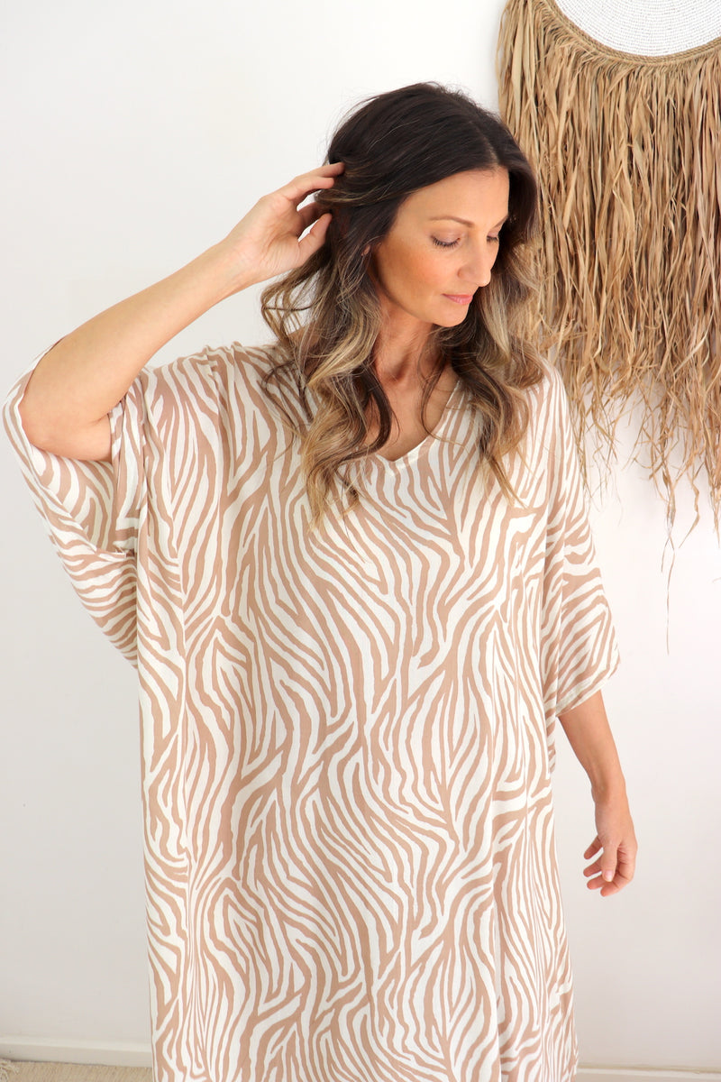 Long Kaftan In Zebra Taupe