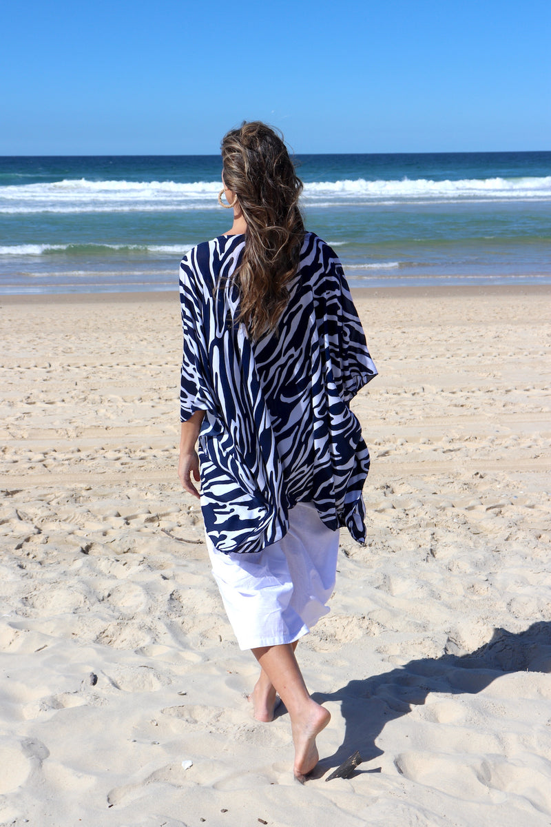 Short Kaftan Ocean Tide in Navy