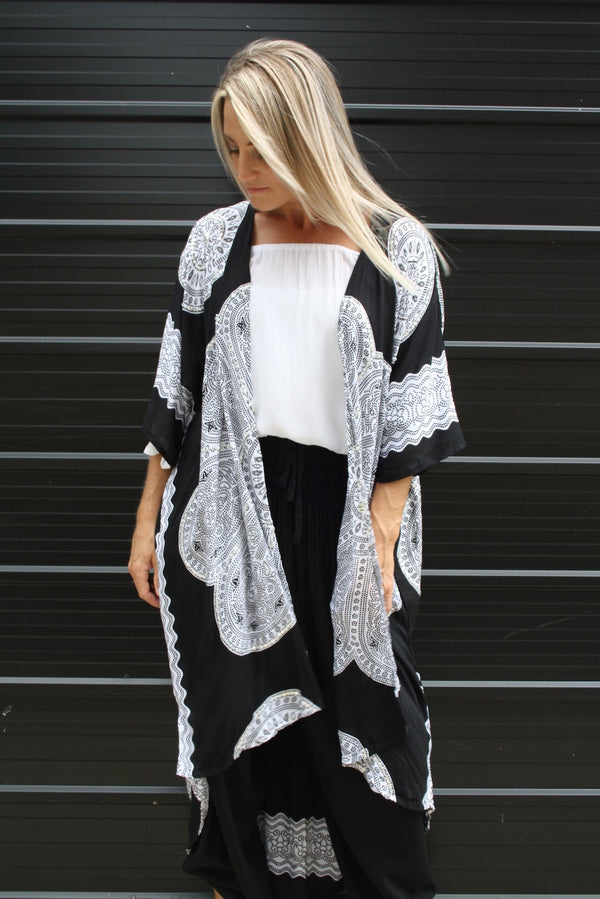 Black & White Bling Long Kimono