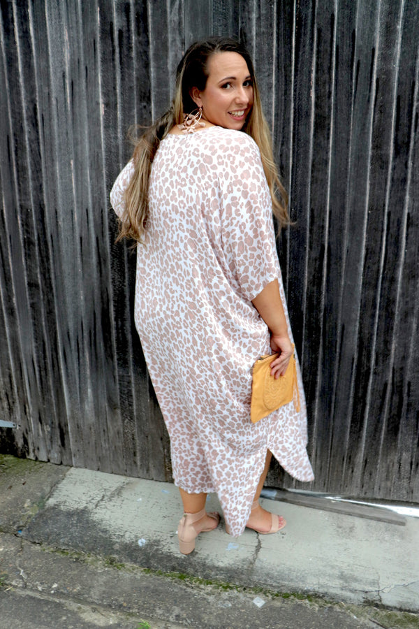 Long Kaftan In Taupe Animal