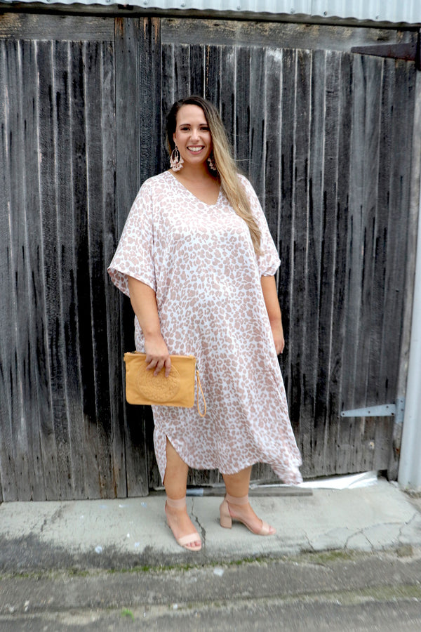 Long Kaftan In Taupe Animal