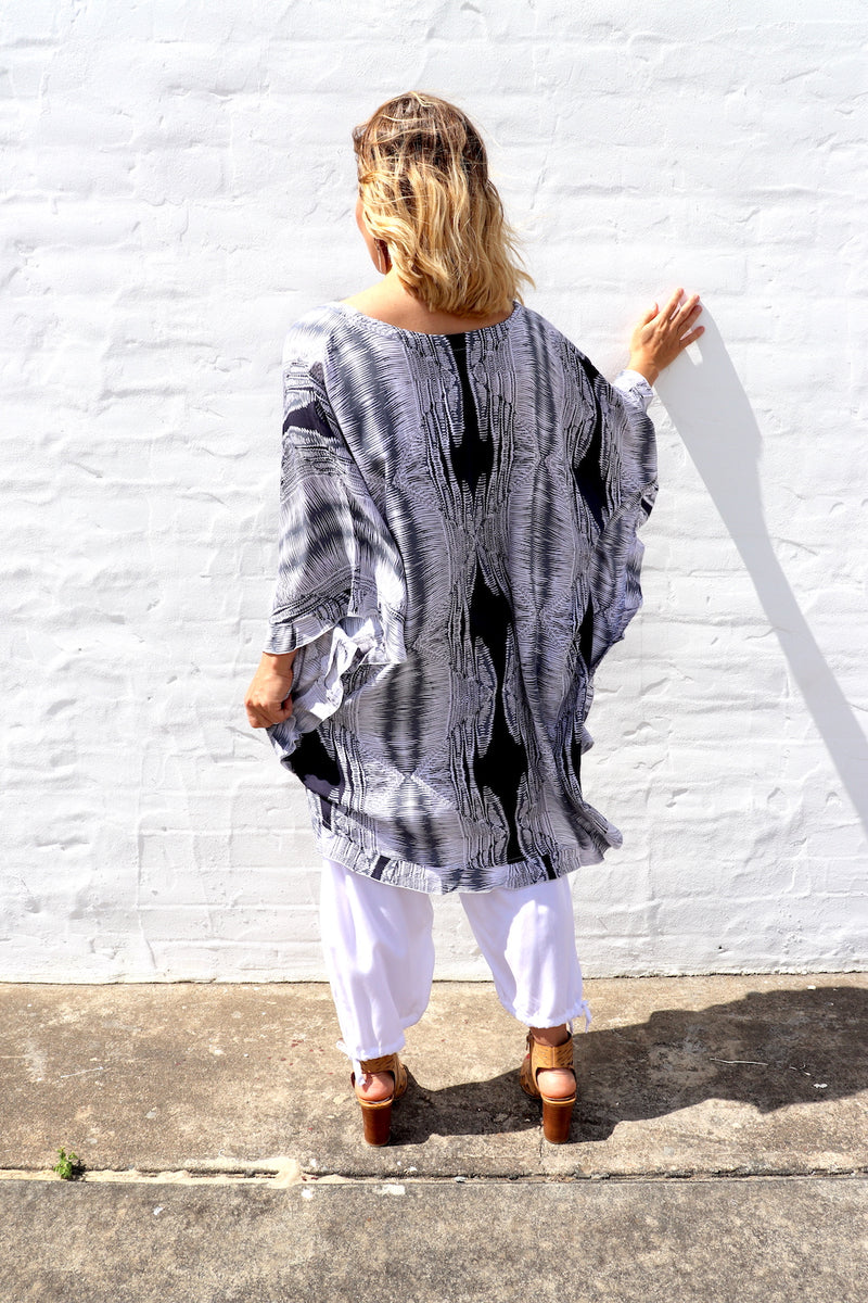 Set Free Batwing Top/Dress In Heartbeat Charcoal