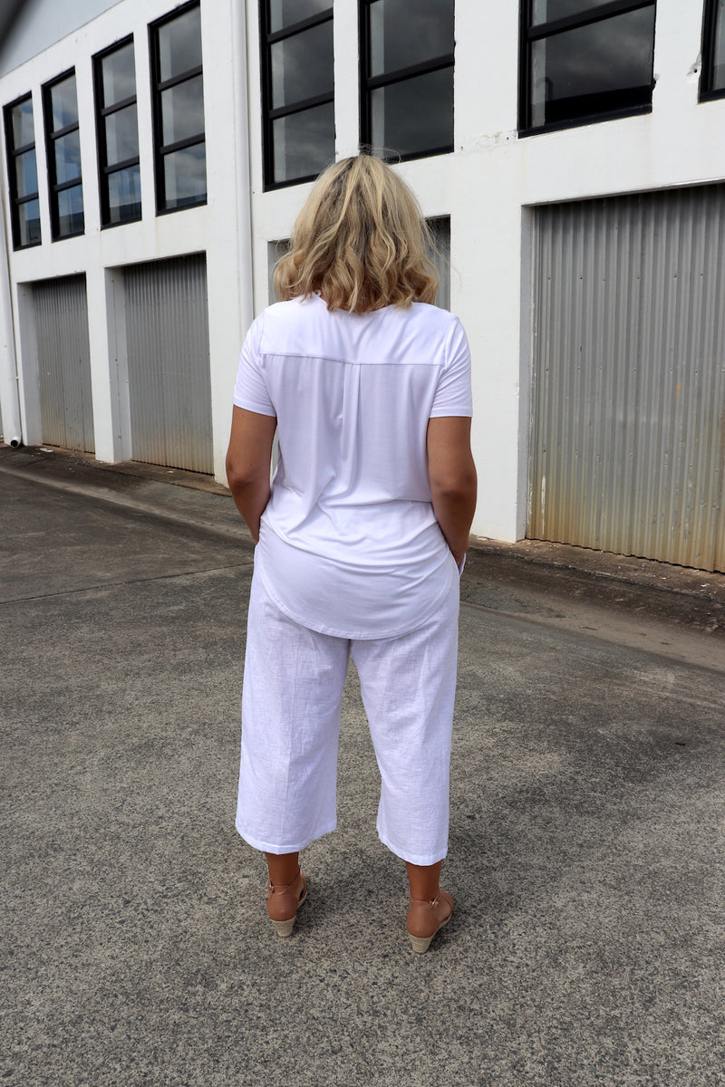 Basics - Short Sleeve Jersey Top in White
