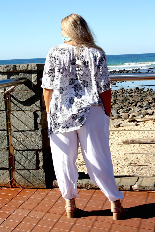 Short Kaftan Black And White Flower