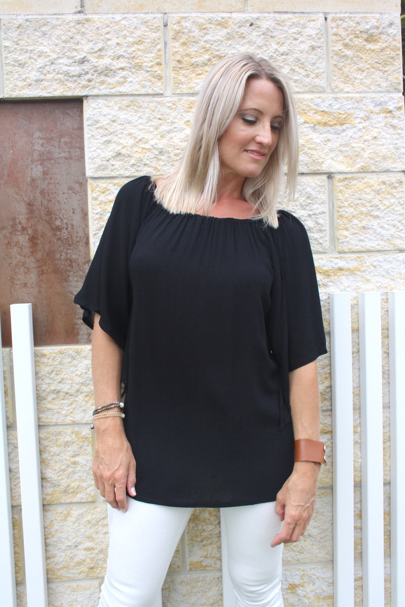 Wing On or off the Shoulders Top in Black