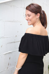 Love The Frill On Or Off Shoulder Top In Black