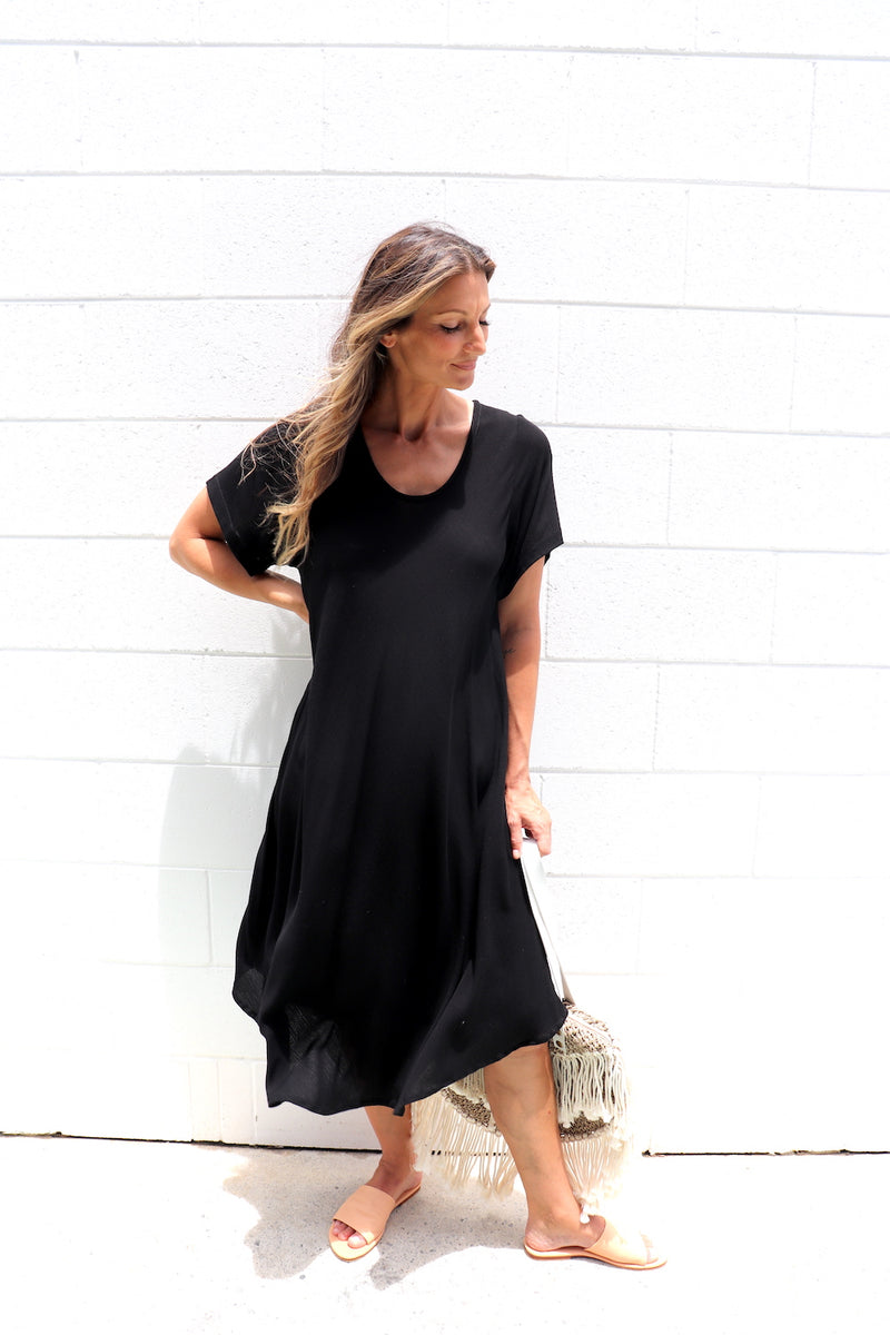 Kokomo Short Sleeve Dress in Black