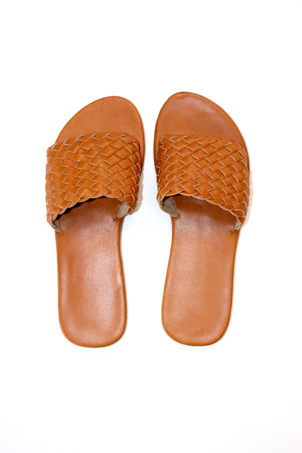 Weave Leather Slides In Tan
