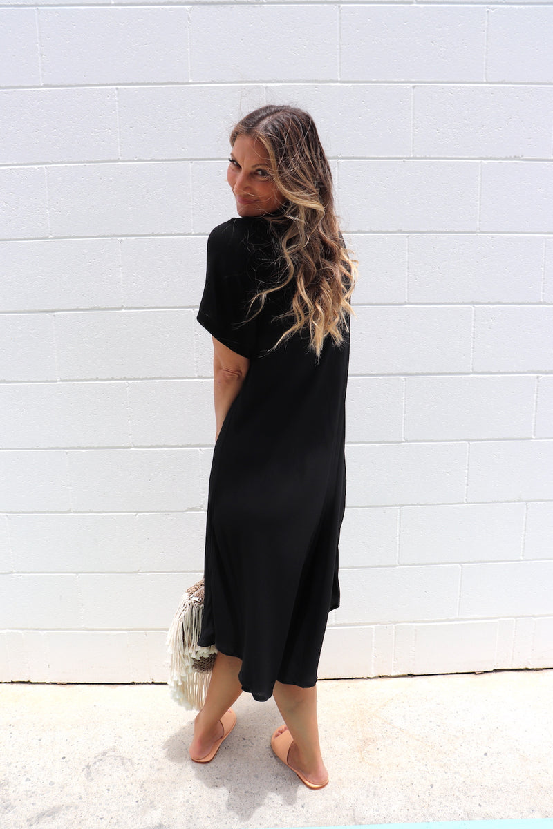 Kokomo Short Sleeve Dress in Black