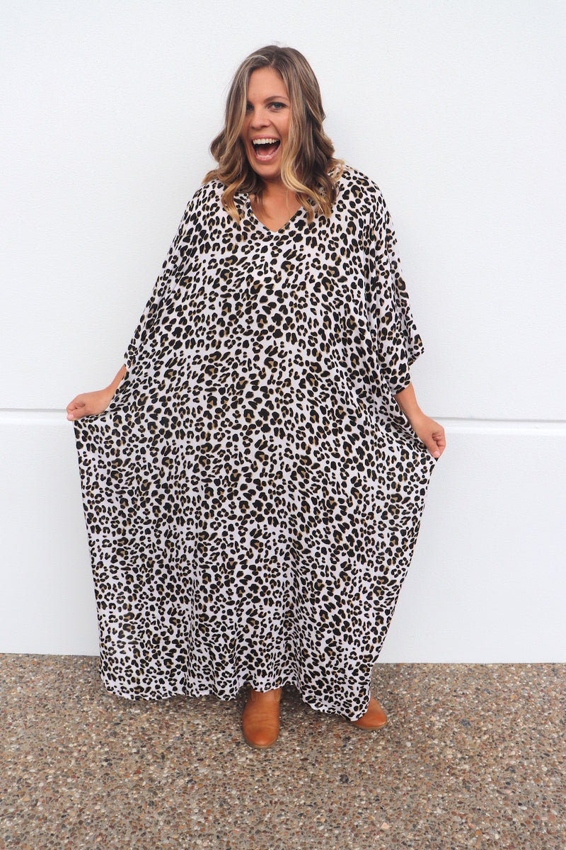 Long Kaftan In Black Leopard